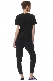 ΓΥΝΑΙΚΕΙΟ ΚΛΑΣΙΚΟ T-SHIRT 