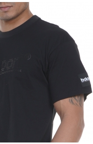 ΚΟΝΤΟΜΆΝΙΚΟ T-SHIRT