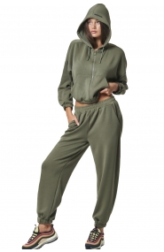 ΓΥΝΑΙΚΕΙΑ ΖΑΚΕΤΑ ΜΕ ΚΟΥΚΟΥΛΑ