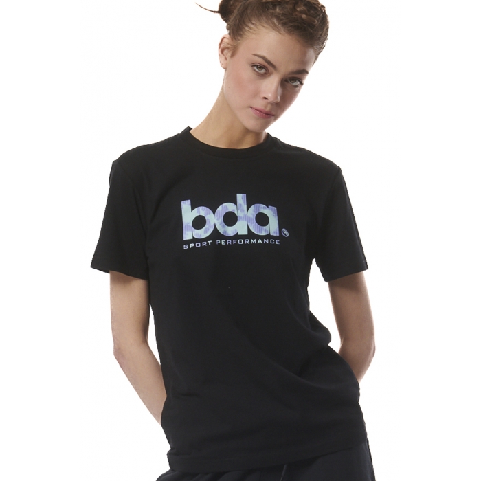 ΓΥΝΑΙΚΕΙΟ ΚΛΑΣΙΚΟ T-SHIRT 