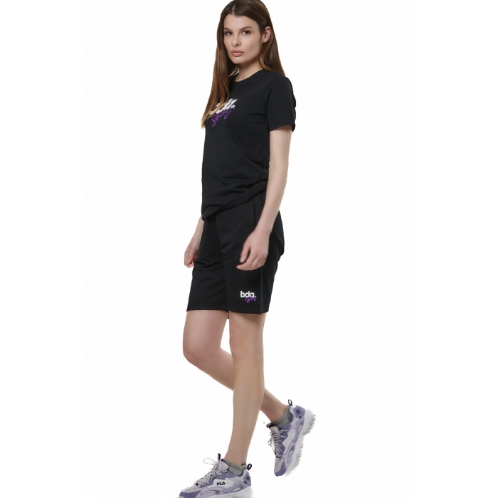 ΓΥΝΑΙΚΕΙΟ ΚΛΑΣΙΚΟ T-SHIRT