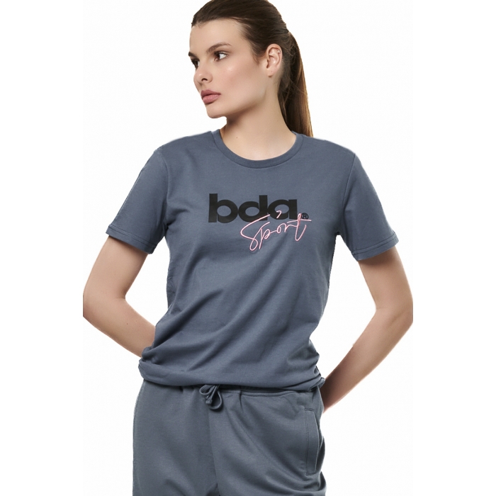 ΓΥΝΑΙΚΕΙΟ ΚΛΑΣΙΚΟ T-SHIRT