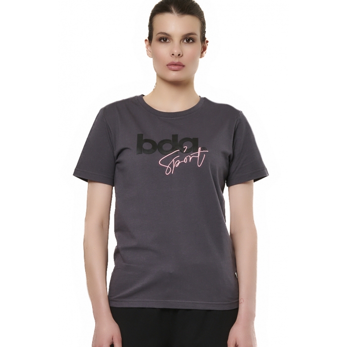 ΓΥΝΑΙΚΕΙΟ ΚΛΑΣΙΚΟ T-SHIRT