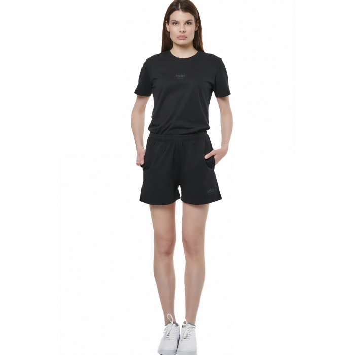 ΓΥΝΑΙΚΕΙΟ ΚΛΑΣΙΚΟ T-SHIRT